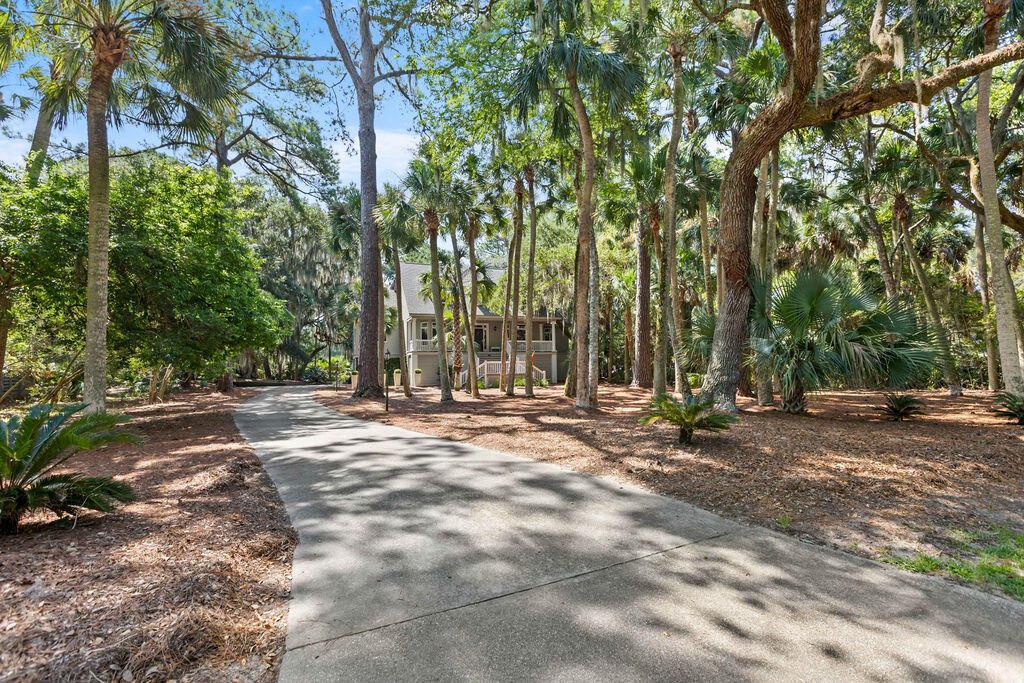 Image 4: 2649-Seabrook-Island-Road-1