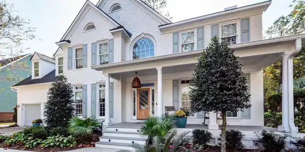2720 Waterpointe Circle