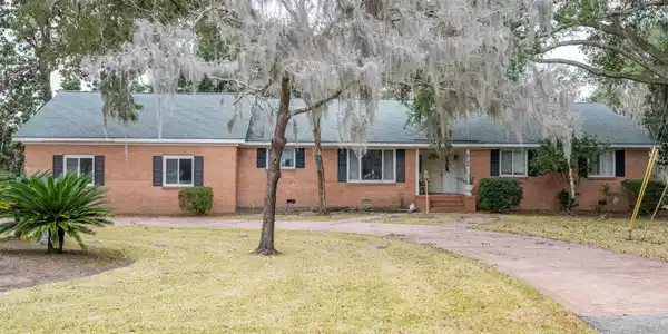 6126 Vaux Rd Road, Beaufort SC 29906