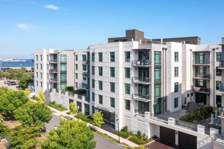 5 Gadsdenboro Street # 415, Charleston SC 29401