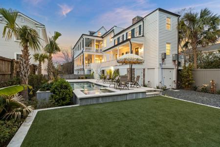 181 Queen Street, Charleston SC 29401
