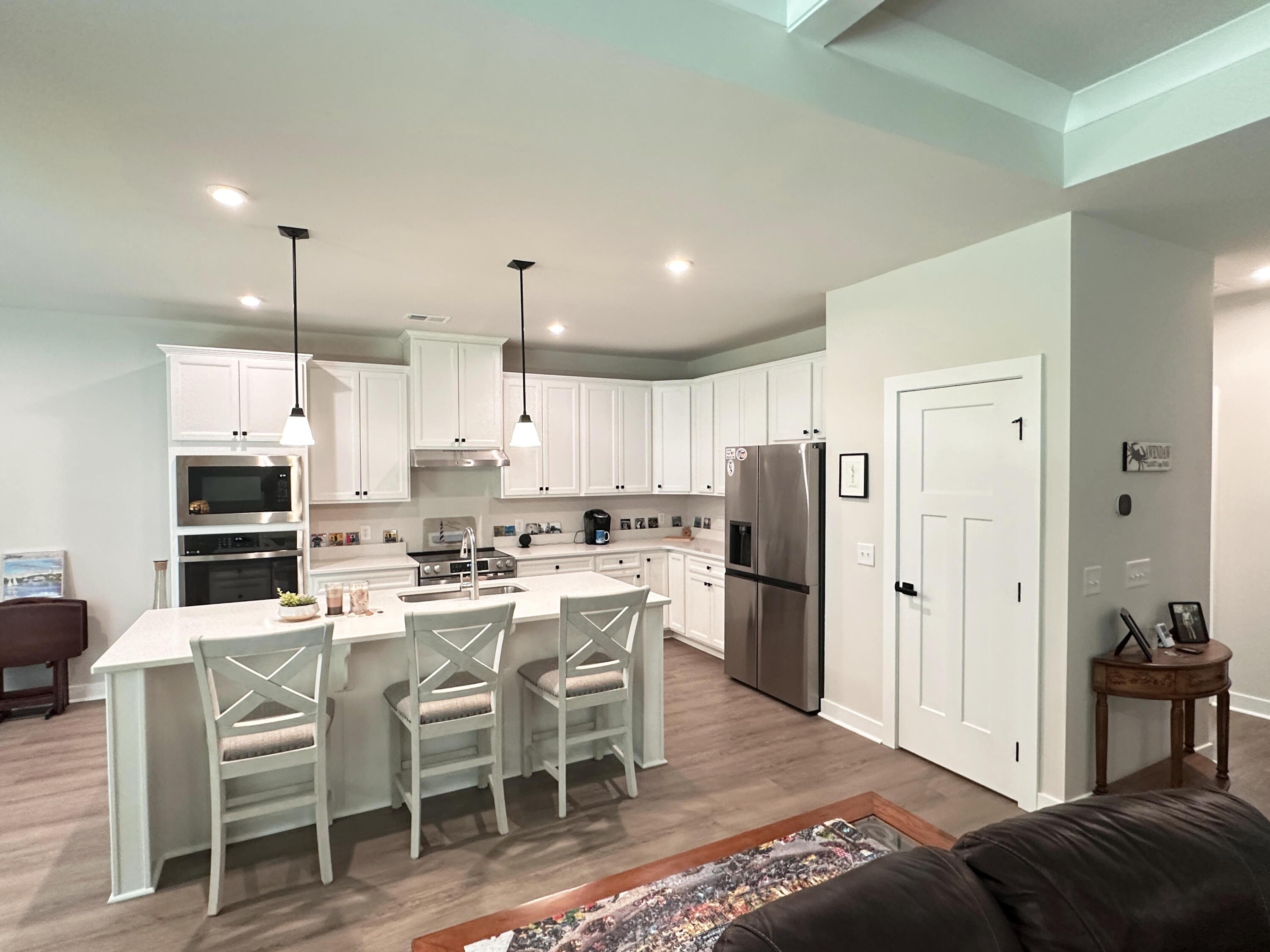 Image 3: Kitchen 1