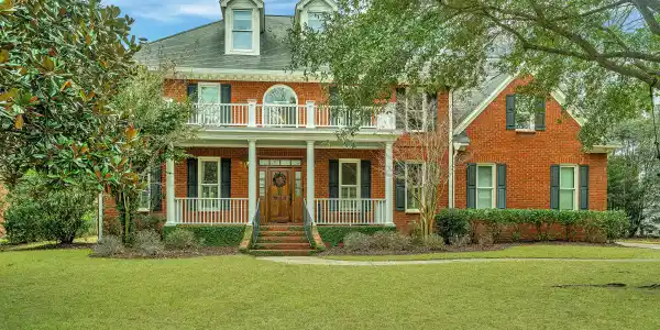 633 Hobcaw Bluff Drive, Mount Pleasant SC 29464