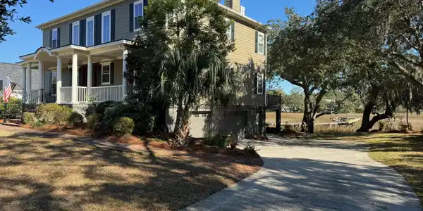 847 Whispering Marsh Dr Drive, Charleston SC 29412