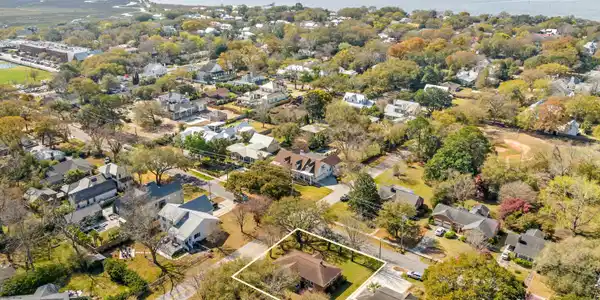1450 Simmons Street, Mount Pleasant SC 29464