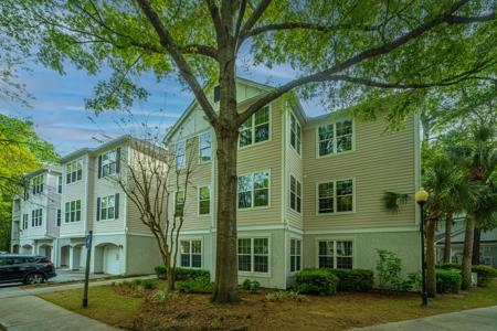 60 Fenwick Hall Allee # 611, Johns Island SC 29455