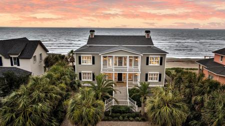 210 Ocean Boulevard