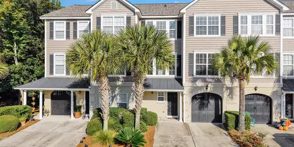 1442 Hamlin Park Circle
