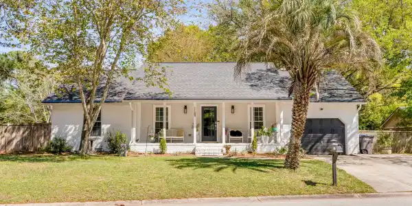1189 Main Canal Drive, Mount Pleasant SC 29464