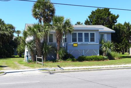 607 Palmetto Boulevard, Edisto Island SC 29438