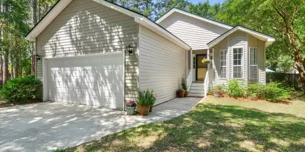 1227 Ocean View Road