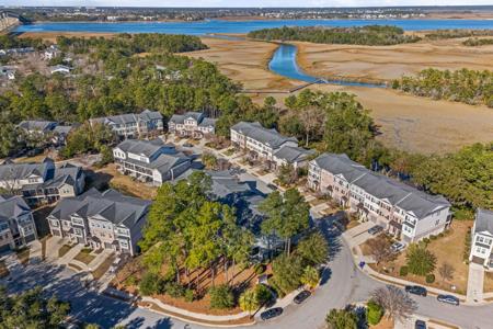 172 Slipper Shell Court