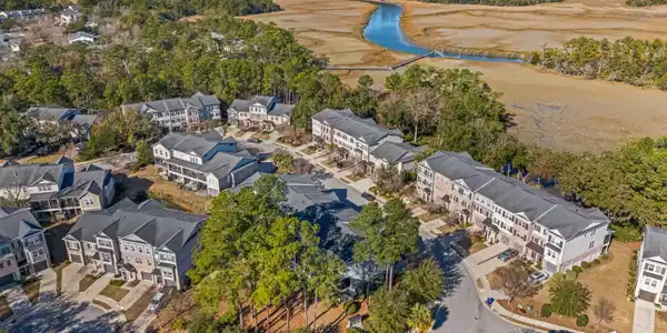172 Slipper Shell Court