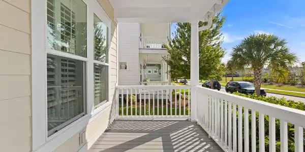 Image 3: FRONT PORCH