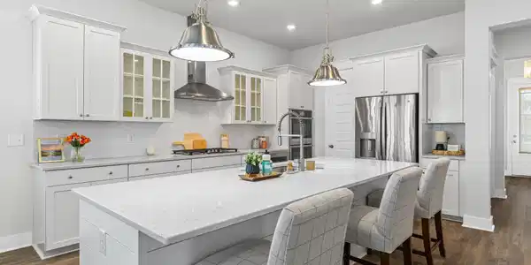 Image 4: KITCHEN 1