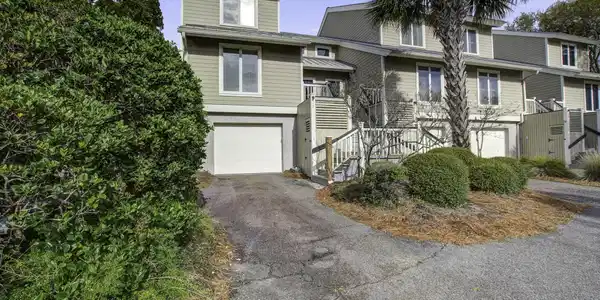 20 Linkside Court Court, Isle of Palms SC 29451