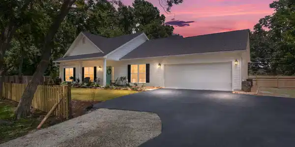 1024 Greenhill Road