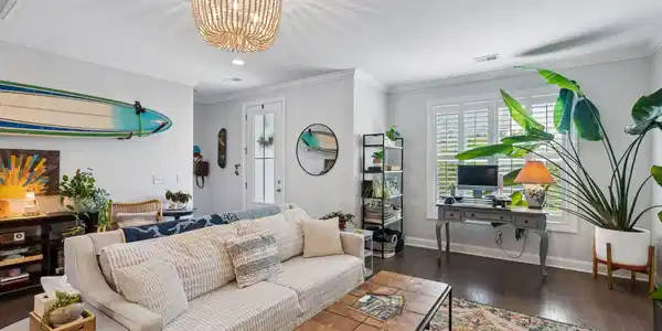 Image 3: 1603PrinceEdwardSt-KeenEyeMarketing-019
