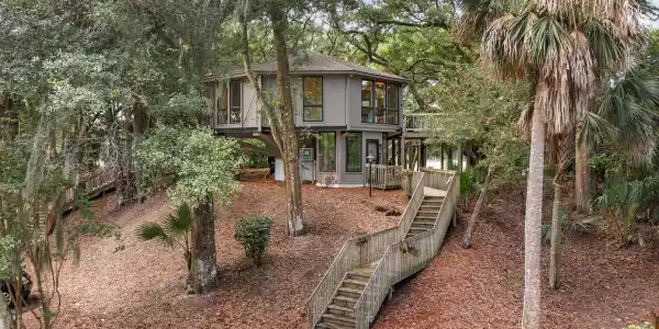 7 Dune Crest Trace