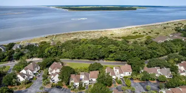 745 Spinnaker Beachhouse