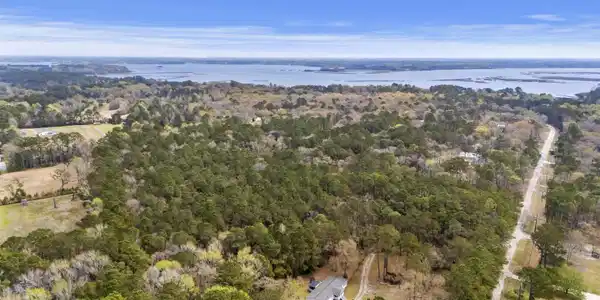 Image 2: DJI_20250320131605_0764_D