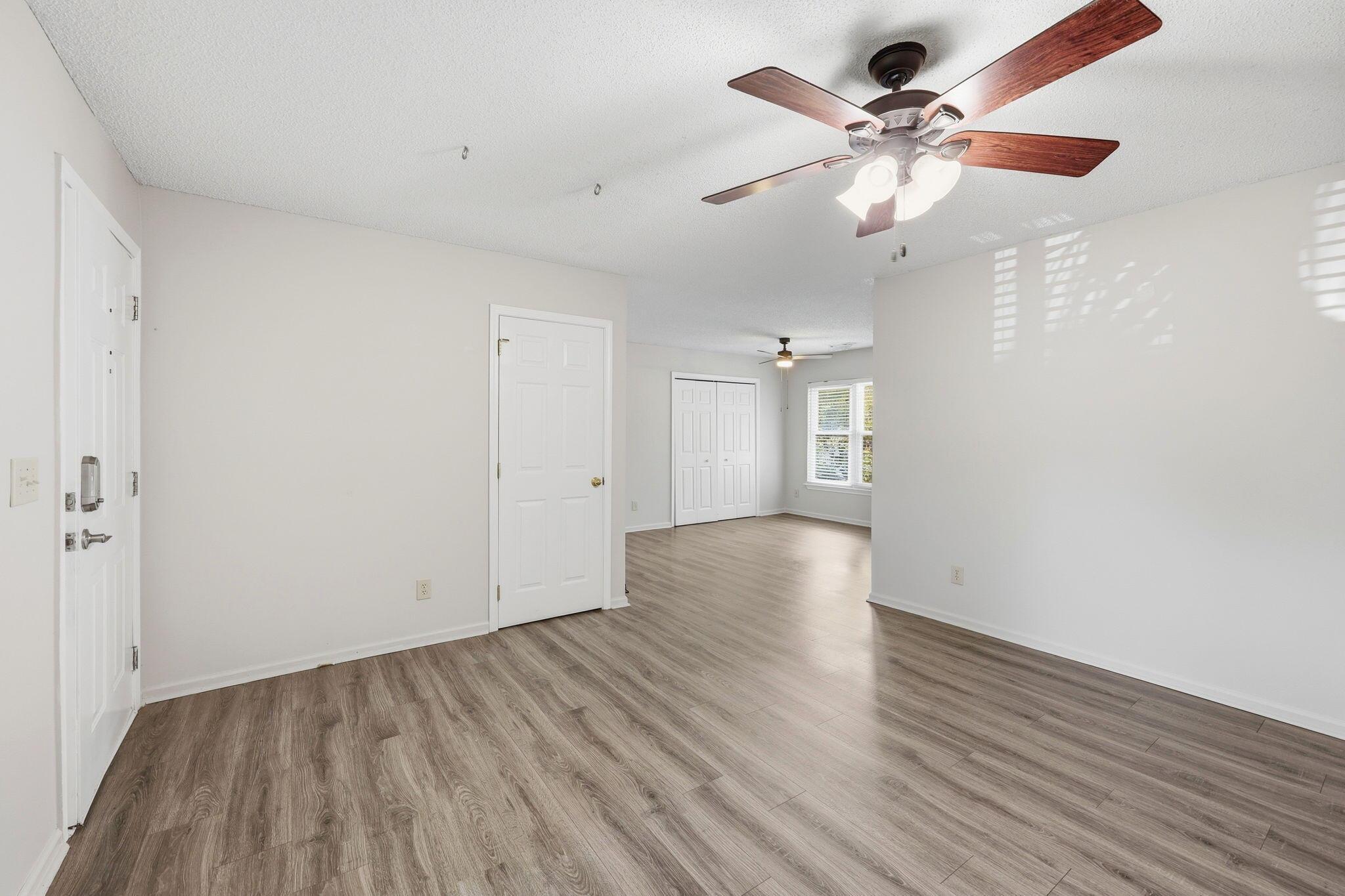 Image 2: Living Room