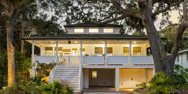 708 W Ashley Avenue, Folly Beach SC 29439