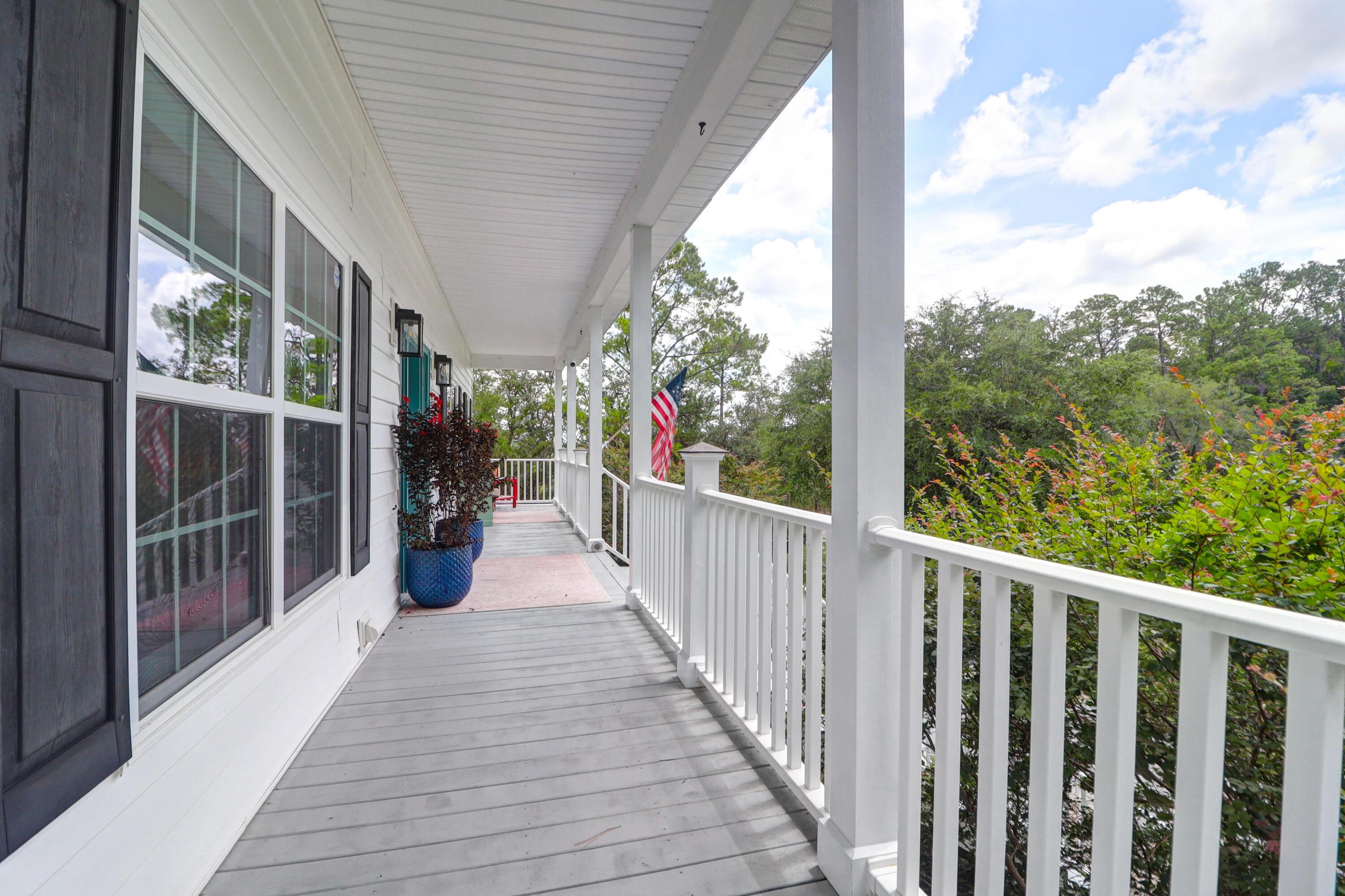 Image 3: Front Porch