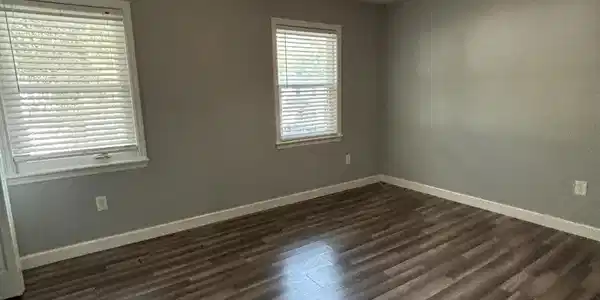 Image 3: Bedroom 2