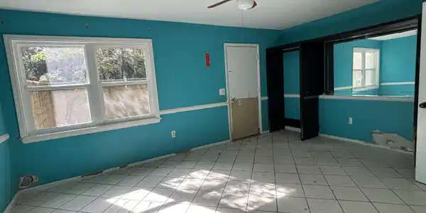 Image 4: Family Room