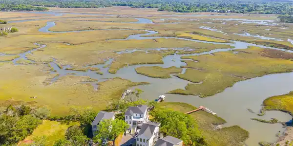 Image 3: 1395HarborViewRd-KeenEyeMarketing-112