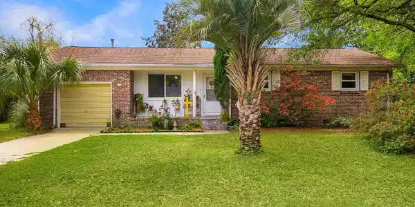 753 Creekside Drive, Charleston SC 29412