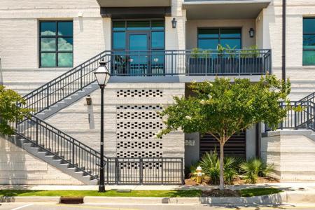 5 Gadsdenboro Street # 207, Charleston SC 29401