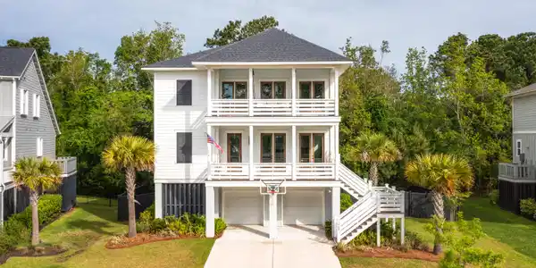 1489 Menhaden Lane
