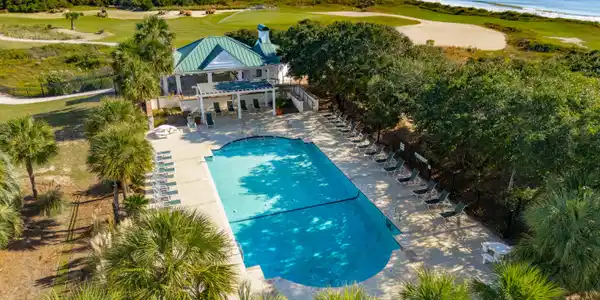 Image 4: 25OceanPointDr-KeenEyeMarketing-078