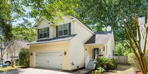 847 Harbor Pl Drive, Charleston SC 29412