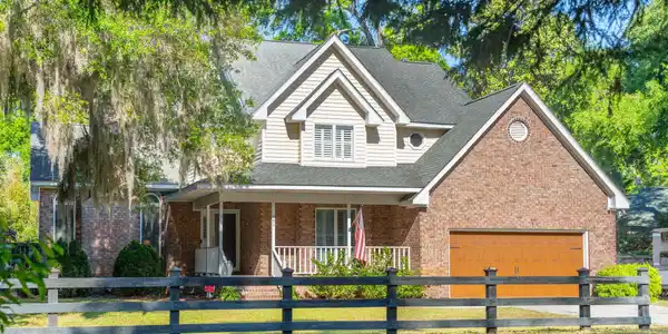 661 Sterling Drive, Charleston SC 29412