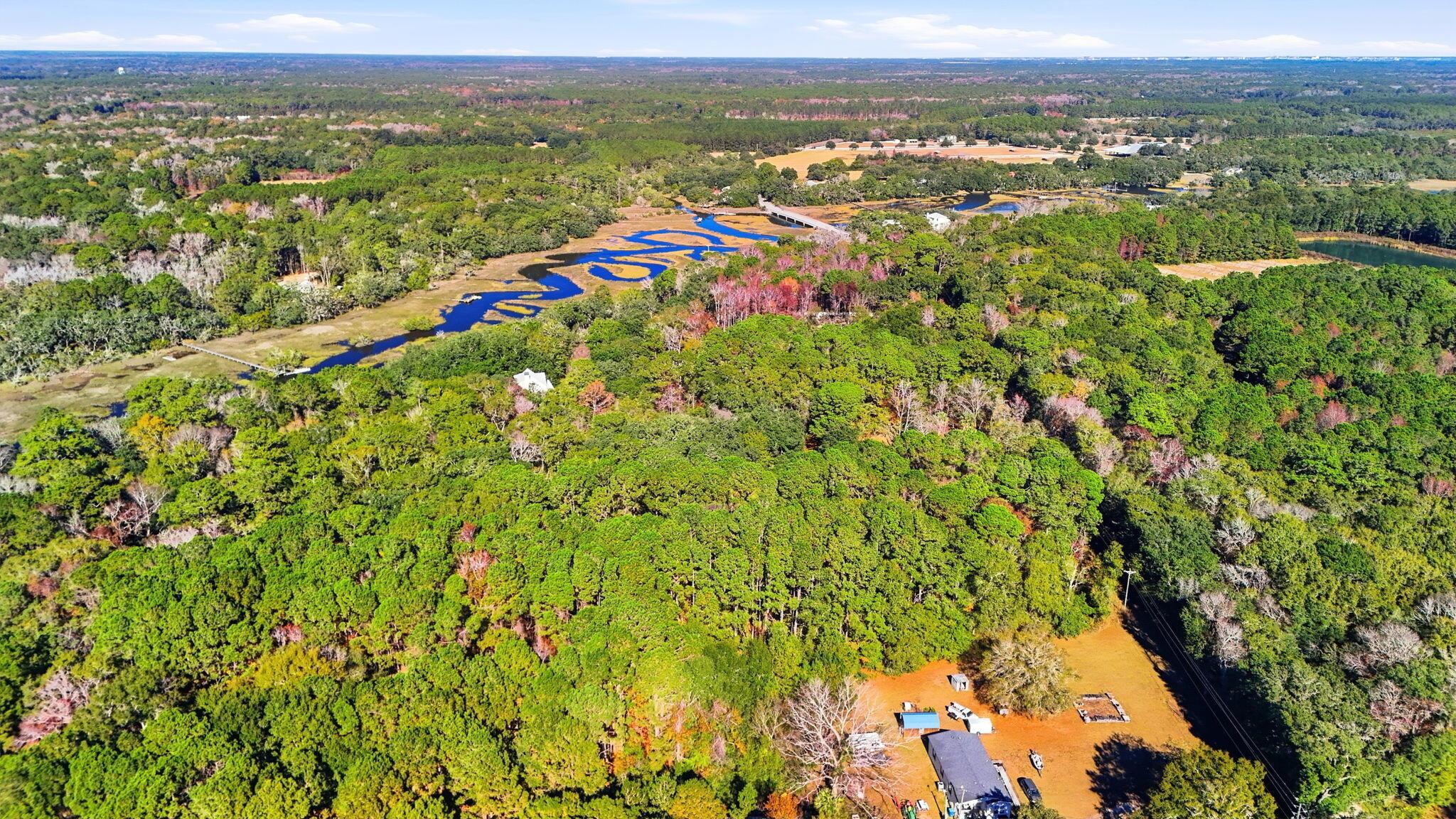 Image 1: 10-web-or-mls-009_DJI_20251210125515_002