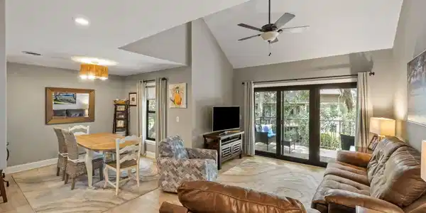 Image 3: 2-web-or-mls-183 High Hammock Villas - C