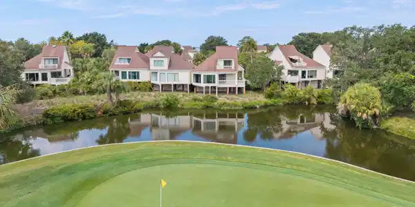 727 Spinnaker Beachhouse Court