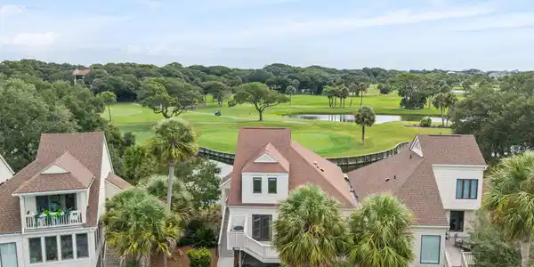 Image 3: 27-web-or-mls-727 Spinnaker Beachhouse V