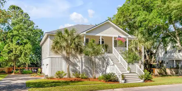 1490 Fiddlers Marsh Drive, Mount Pleasant SC 29464