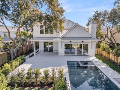 715 Carolina Boulevard