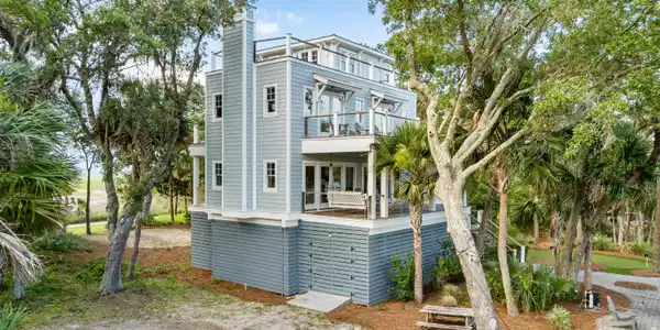 Image 4: 3019 Buccaneer Road-92