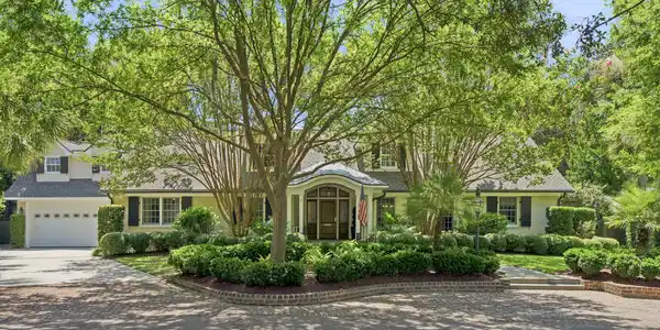 7 Cochran Court