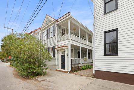 69 Vanderhorst Street
