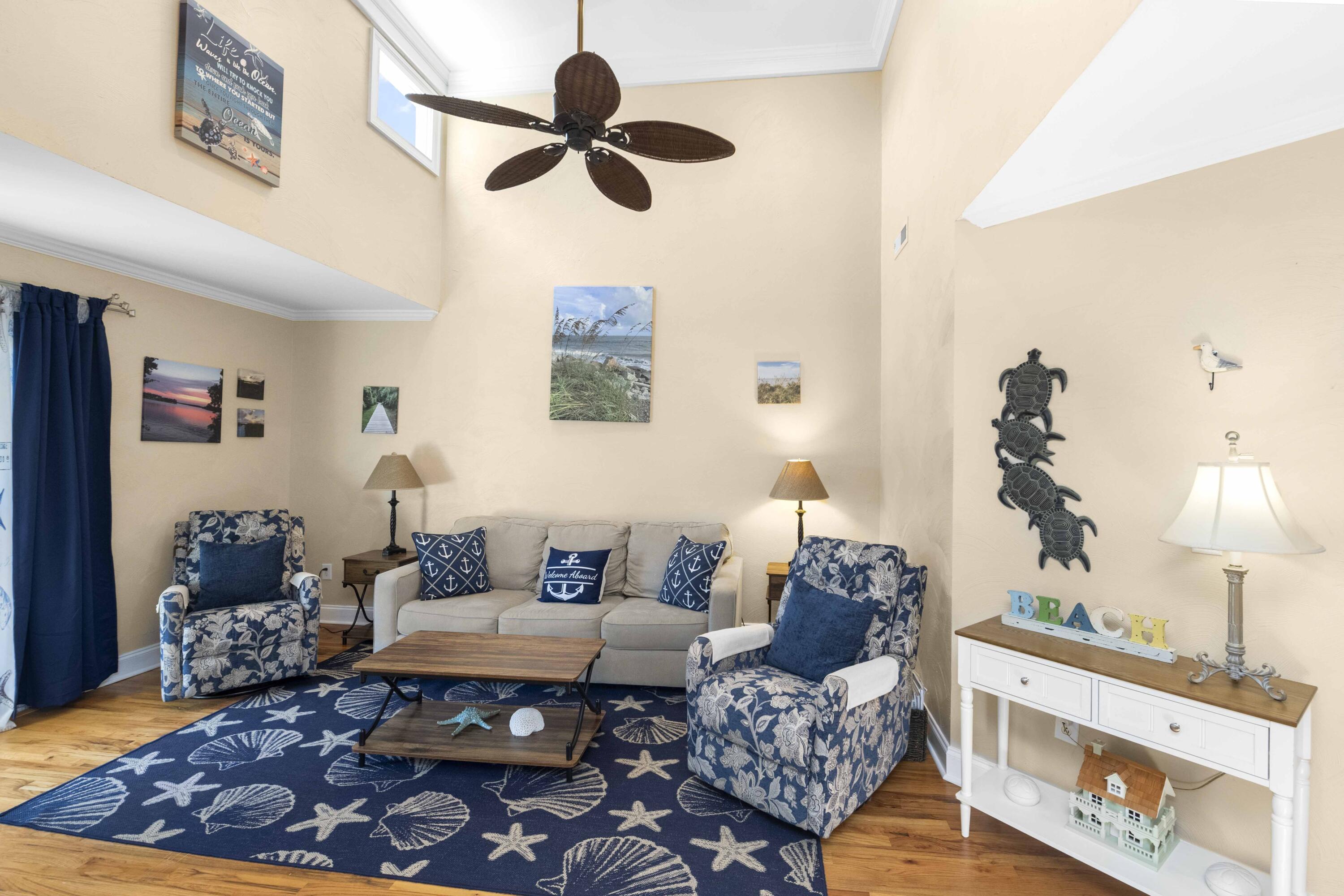 Image 4: 1638 Live Oak Park_Low Res-17