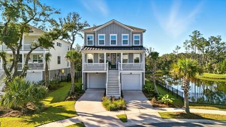 1688 Farmers Way