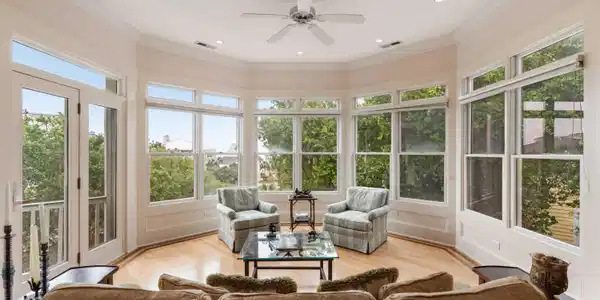 26 Beachwood East