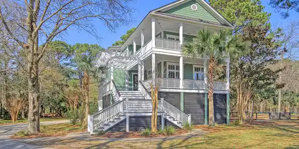 2955 Old Tavern Court, Mount Pleasant SC 29466